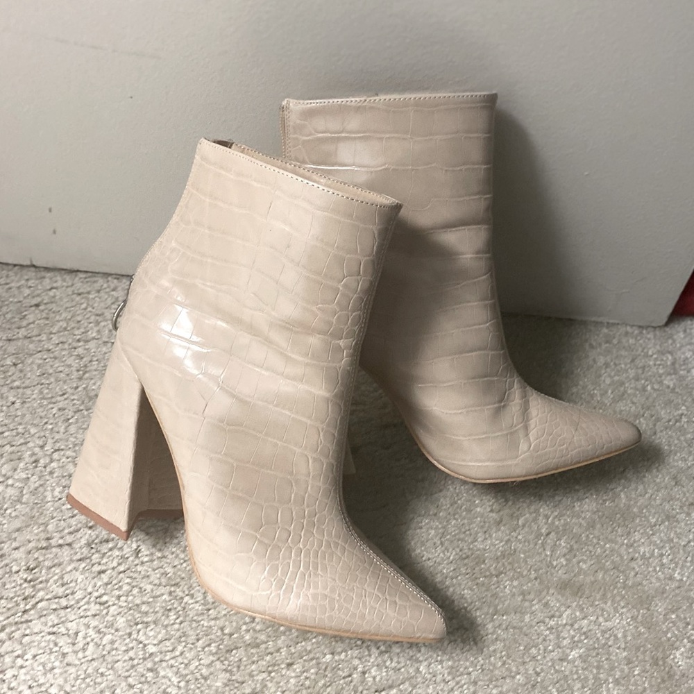 Beige fashion nova boots size 8